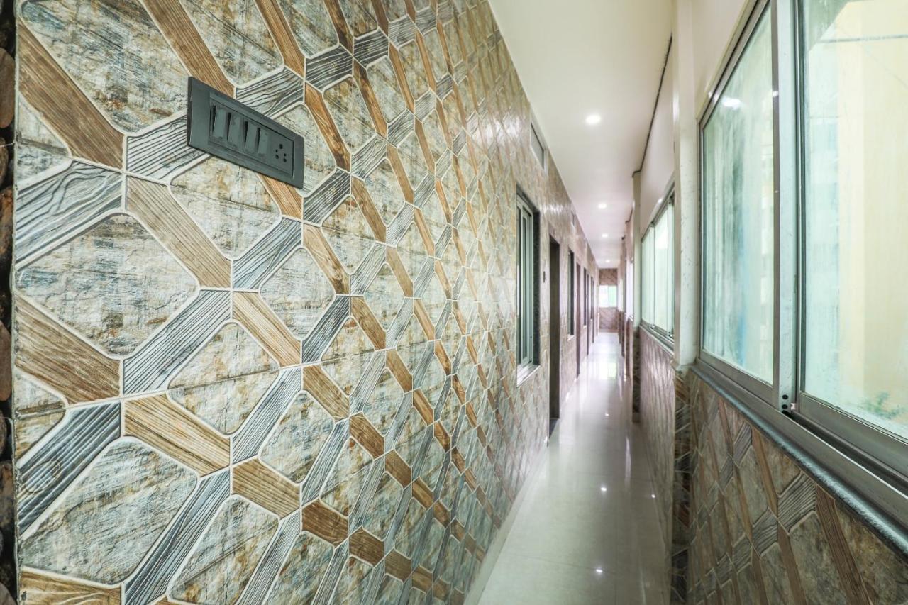 Oyo 14472 Brahmaputra Guest House Ґувахаті Екстер'єр фото