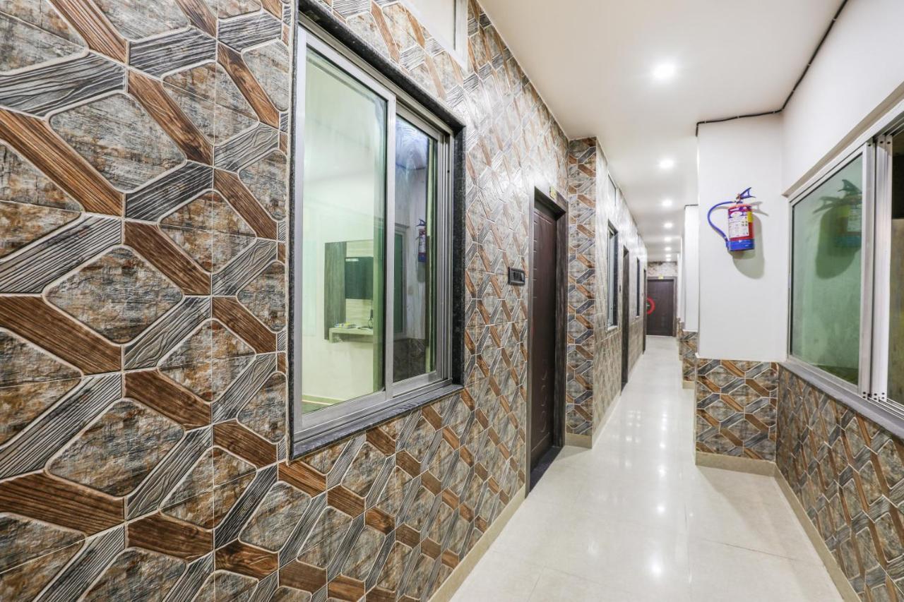 Oyo 14472 Brahmaputra Guest House Ґувахаті Екстер'єр фото