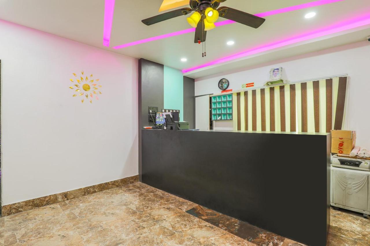 Oyo 14472 Brahmaputra Guest House Ґувахаті Екстер'єр фото
