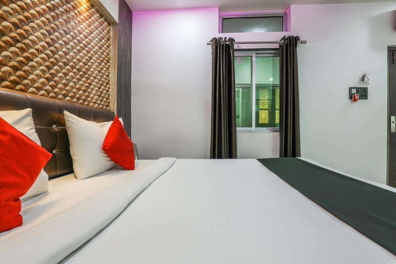 Oyo 14472 Brahmaputra Guest House Ґувахаті Екстер'єр фото